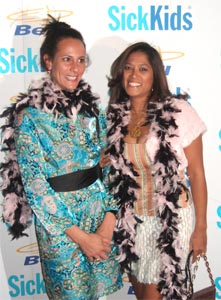 Lorraine Zander, Carolee Custus