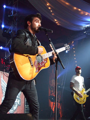 Jacob Hoggard - Hedley
