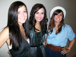 Demi Lovato, Dana Krook and Jessica Di Loreto