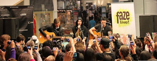 Stereos performing live at Faze event